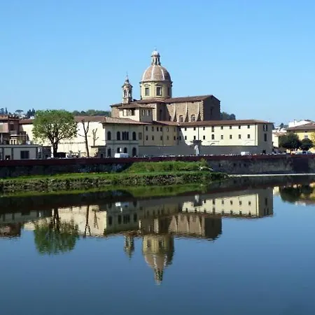 公寓 Palazzo Giuli Rosselmini *