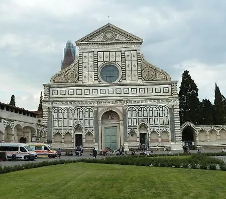 公寓 Palazzo Giuli Rosselmini